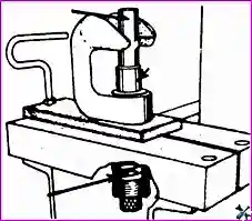 Запрессовка поршневого пальца