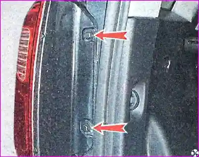 Задний фонарь – снятие, замена ламп и установка Задние фонари – снятие замена ламп и установка автомобиля Hover-H3/H5