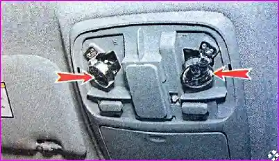 Плафоны освещения салона – замена ламп Задние фонари – снятие замена ламп и установка автомобиля Hover-H3/H5