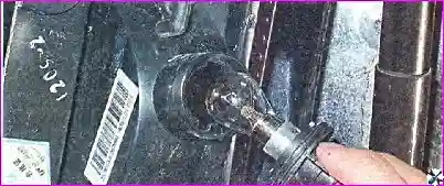 Задний фонарь – снятие, замена ламп и установка Задние фонари – снятие замена ламп и установка автомобиля Hover-H3/H5