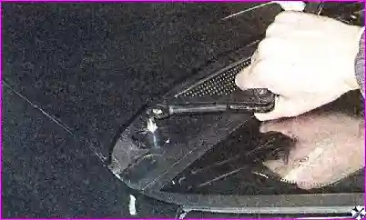 Передний стеклоочиститель - проверка и замена Проверка и ремонт стеклоочистителей автомобиля Great-Wall-Hover-H3/H5