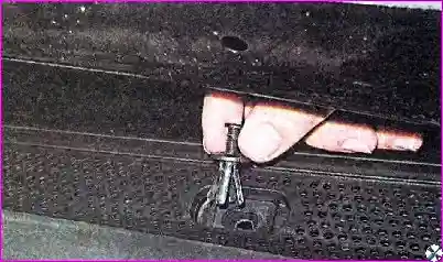 Передний стеклоочиститель - проверка и замена Проверка и ремонт стеклоочистителей автомобиля Great-Wall-Hover-H3/H5