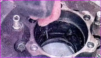 Замена подшипника ступицы Ремонт ступицы колес автомобиля Hover-H3/H5