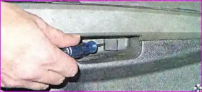 Обивка задней двери – снятие и установка Снятие и установка деталей задней двери автомобиля Hover-H3/H5