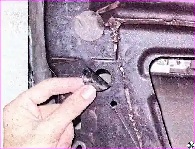 Наружная ручка задней двери – замена Снятие и установка деталей задней двери автомобиля Hover-H3/H5