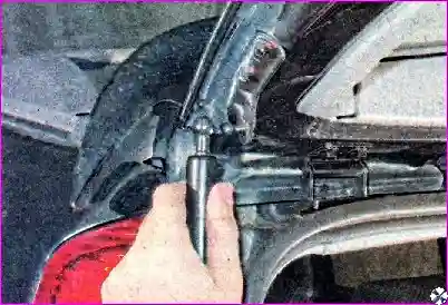 Ремонт двери багажного отделения автомобиля Hover-H3/H5