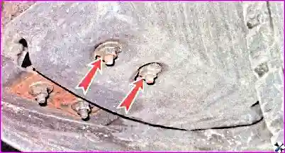 Снятие заднего бампера Снятие и установка заднего бампера автомобиля Hover H3/H5