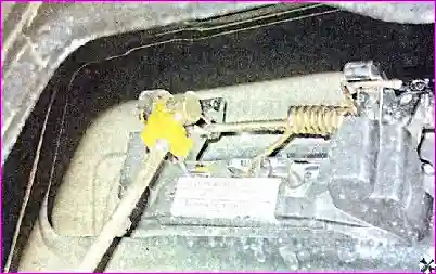 Наружная ручка передней двери – замена Разборка и сборка деталей передней двери автомобиля Hover-H3/H5