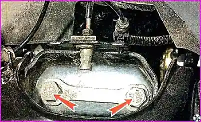 Замена деталей передней подвески автомобиля Hover H3/H5