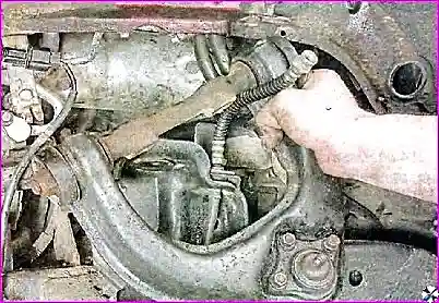 Замена деталей передней подвески автомобиля Hover H3/H5