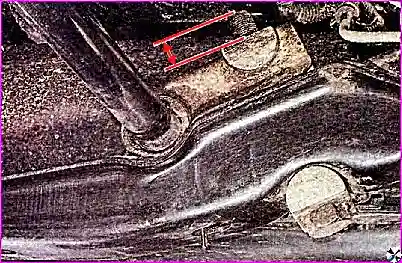 Замена деталей передней подвески автомобиля Hover H3/H5