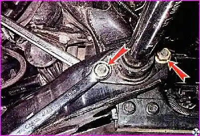 Замена деталей передней подвески автомобиля Hover H3/H5