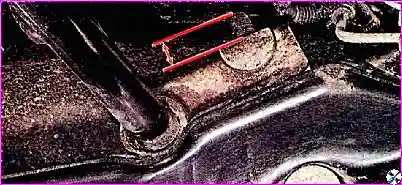 Замена деталей передней подвески автомобиля Hover H3/H5