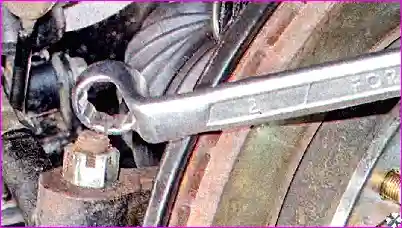 Замена деталей рулевого управления автомобиля Hover H3/H5