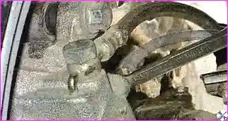 Проверка и ремонт деталей привода тормозов автомобиля Hover-H3/H5