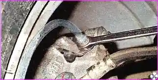 Проверка и ремонт деталей привода тормозов автомобиля Hover-H3/H5