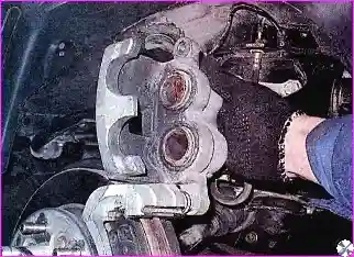 Ремонт переднего тормозного механизма автомобиля Hover-H3/H5