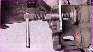 Ремонт переднего тормозного механизма автомобиля Hover-H3/H5