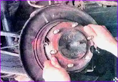 Обслуживание и проверка заднего моста автомобиля Hover H3/H5