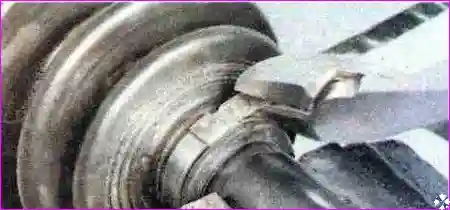 Снятие и ремонт приводов передних колес автомобиля Hover H3/H5