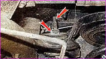 Замена деталей задней подвески автомобиля Hover Н3/Н5