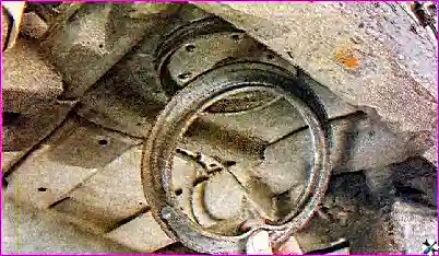 Замена деталей задней подвески автомобиля Hover Н3/Н5