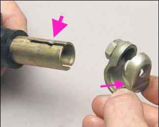 Removing and dismantling the gear selection mechanism of the VAZ-2123 gearbox