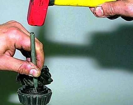 Розбірка редуктора заднього мосту ВАЗ-2123
