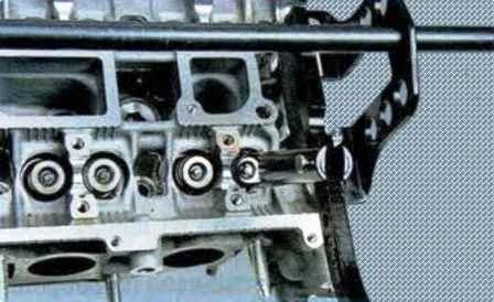 Repair of Mazda 6 cylinder head