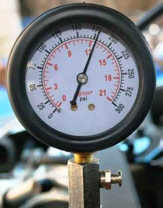 Как проверить компрессию в цилиндрах двигателя Мазда 6