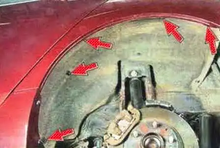 Як зняти підкрилки та бризковики автомобіля Мазда 6
