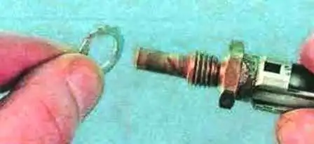 Replacement of temperature sensors CUD Mazda 6
