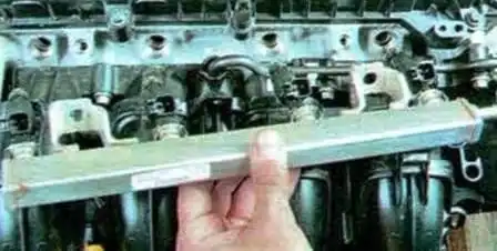 How to remove the Mazda 6 fuel rail and injectors
