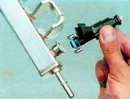 How to remove the Mazda 6 fuel rail and injectors