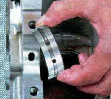 How to disassemble Mazda 6 engine