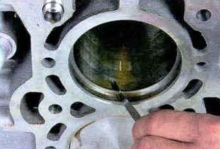 Подготовка к сборке двигателя автомобиля Мазда 6