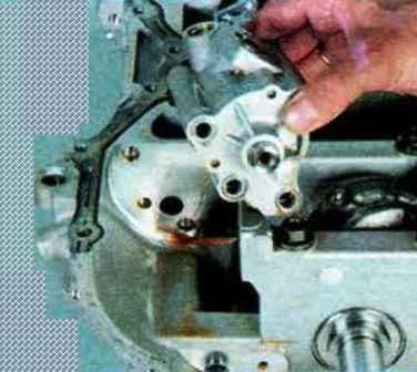 How to disassemble Mazda 6 engine