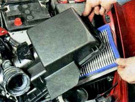 How to replace the Mazda 6 air filter element