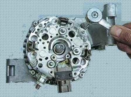 Mazda 6 автомобиль генераторының жөндеу