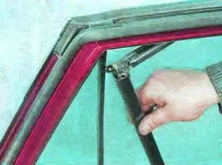Removing and installing rear door glass Mazda 6