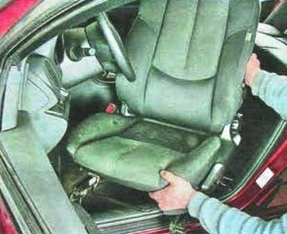 Mazda 6 автокөлік орындықтарын алу және орнату жолы