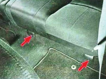 How to remove and install Mazda 6 car seats