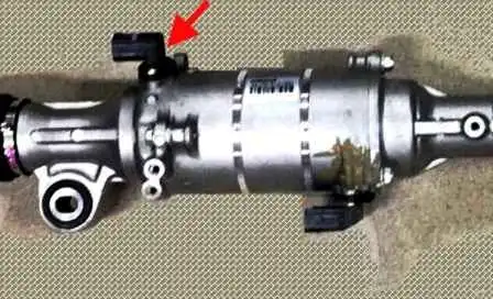 Конструкція кермового керування автомобіля Мазда 6