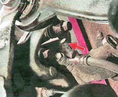 Brake fluid replacement and brake bleeding Mazda 6