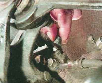 Reemplazo de líquido de frenos y sangrado de frenos Mazda 6