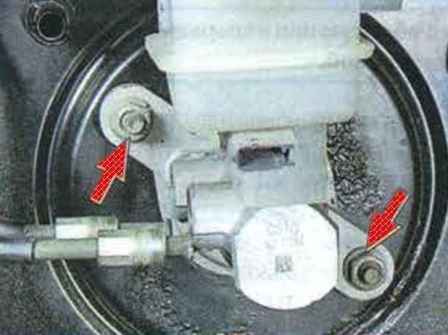 How to replace Mazda 6 brake master cylinder