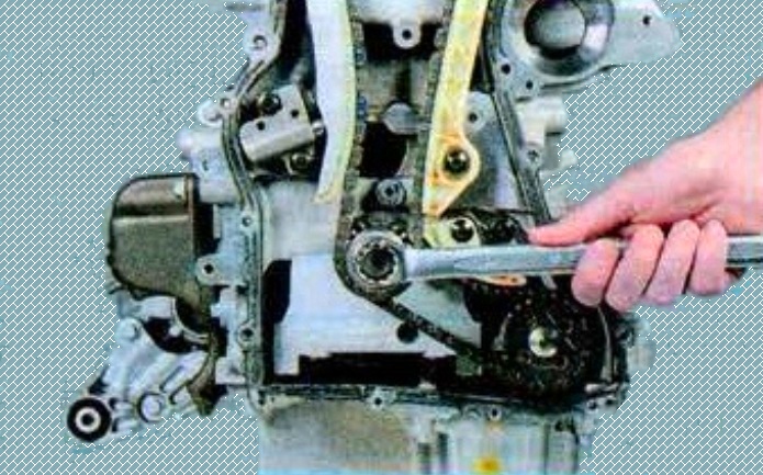 How to replace the timing chain of a Mazda 6