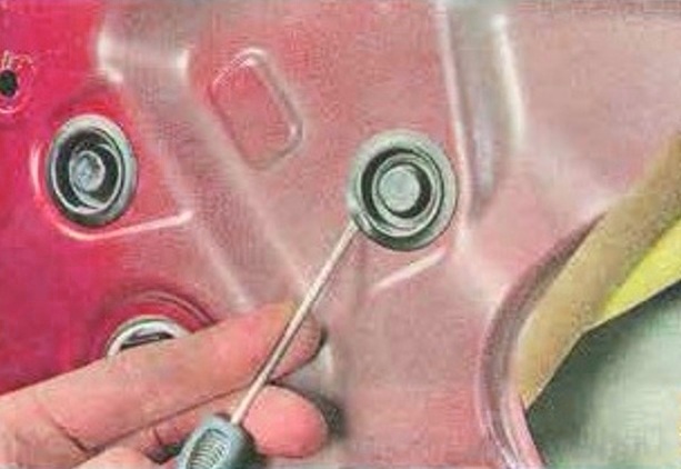 Removing Mazda 6 front door handles and locks
