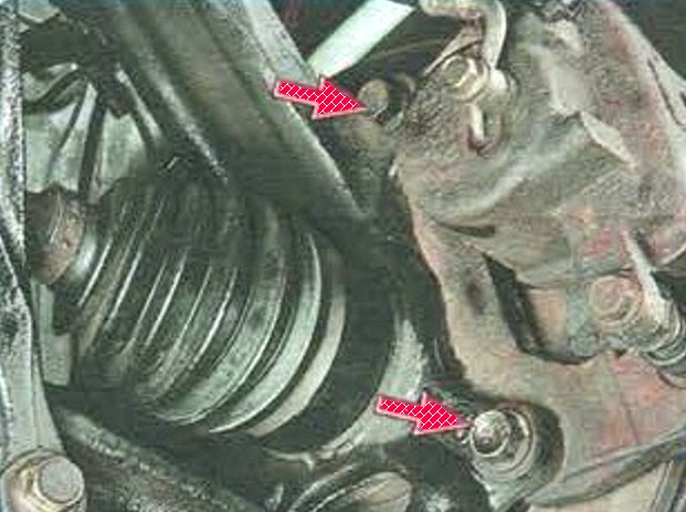 Заміна супорта та диска передніх гальм Mazda 6
