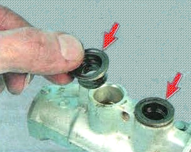 How to replace the Mazda 6 brake master cylinder